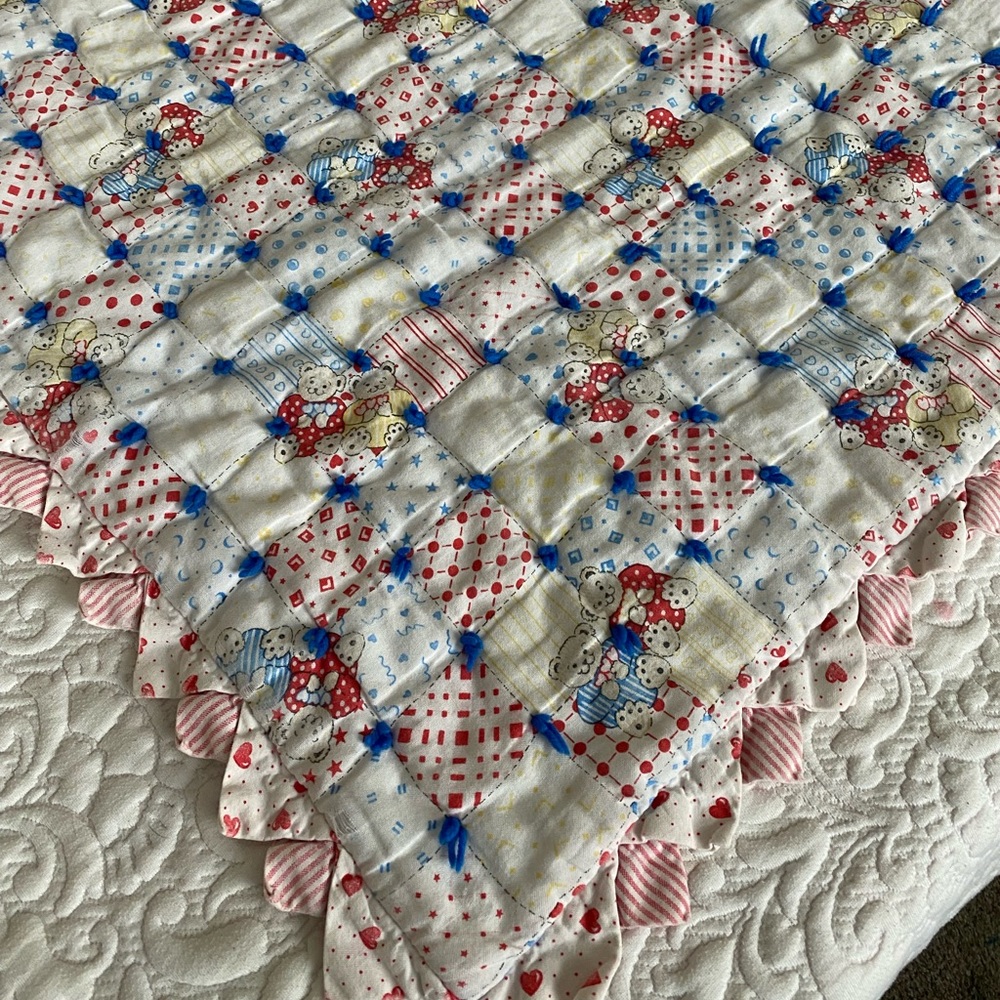 Beat Handmade tied quilt